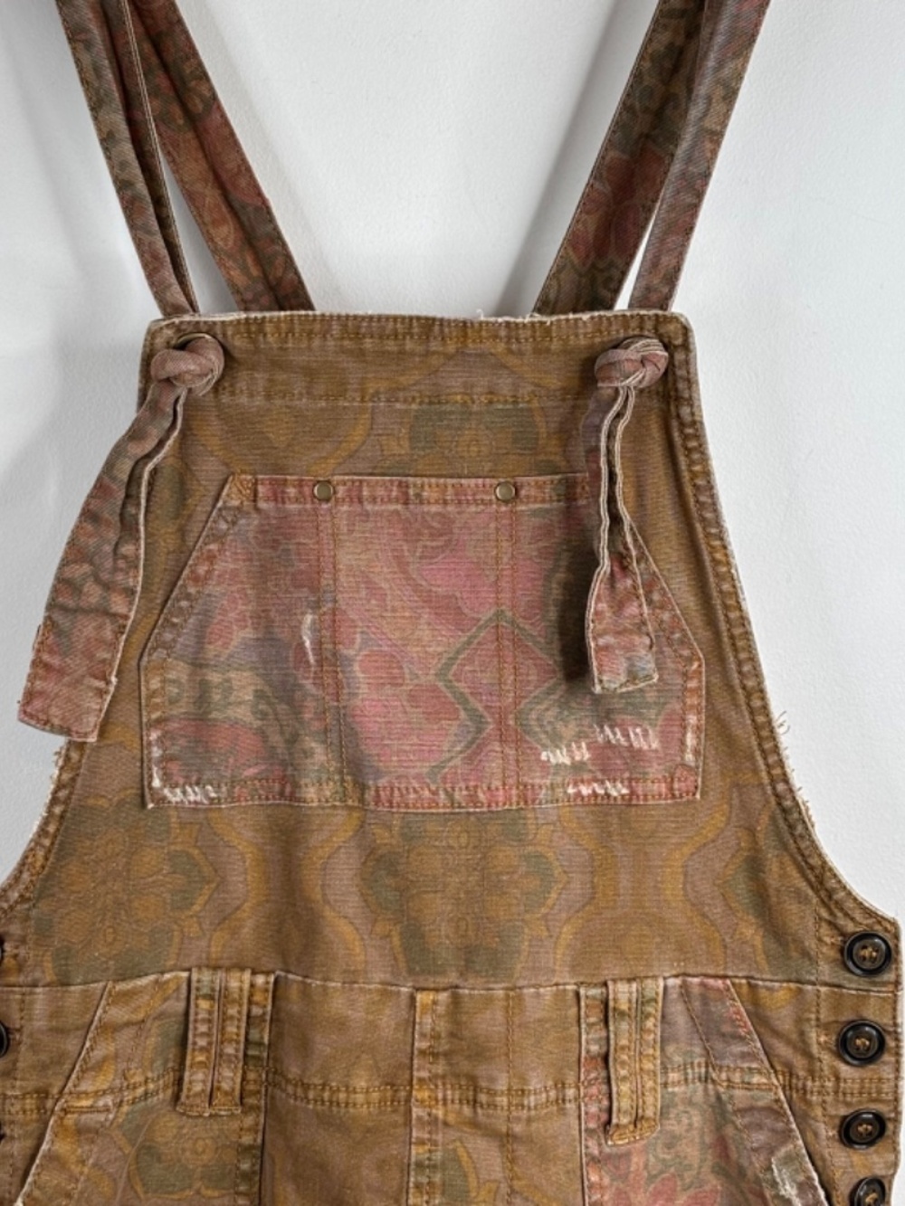 Pilcro Wanderer Overalls 27 DIY Shortalls Raw Hem CUT Brown Print Boho Cottage - Picture 2 of 14